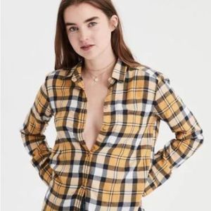 American Eagle boy friend shirt yellow and black.